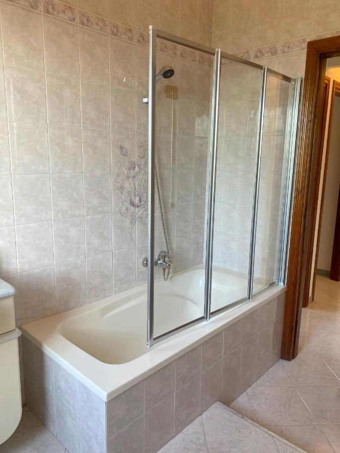 Lovely Home 5 Min Walk To The Beach, 3 Bedrooms Ample Outdoor Relax And Wifi Капітана Екстер'єр фото