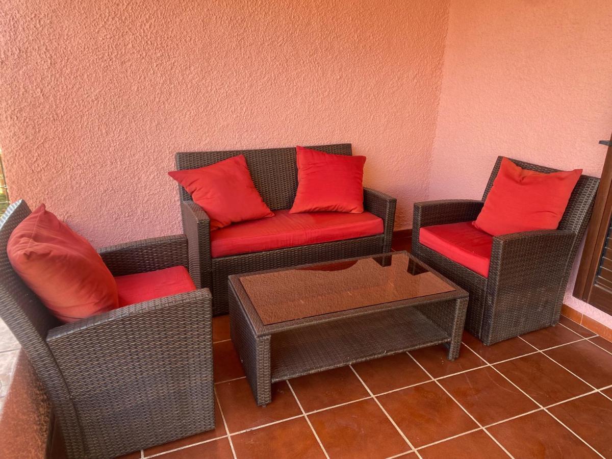 Lovely Home 5 Min Walk To The Beach, 3 Bedrooms Ample Outdoor Relax And Wifi Капітана Екстер'єр фото