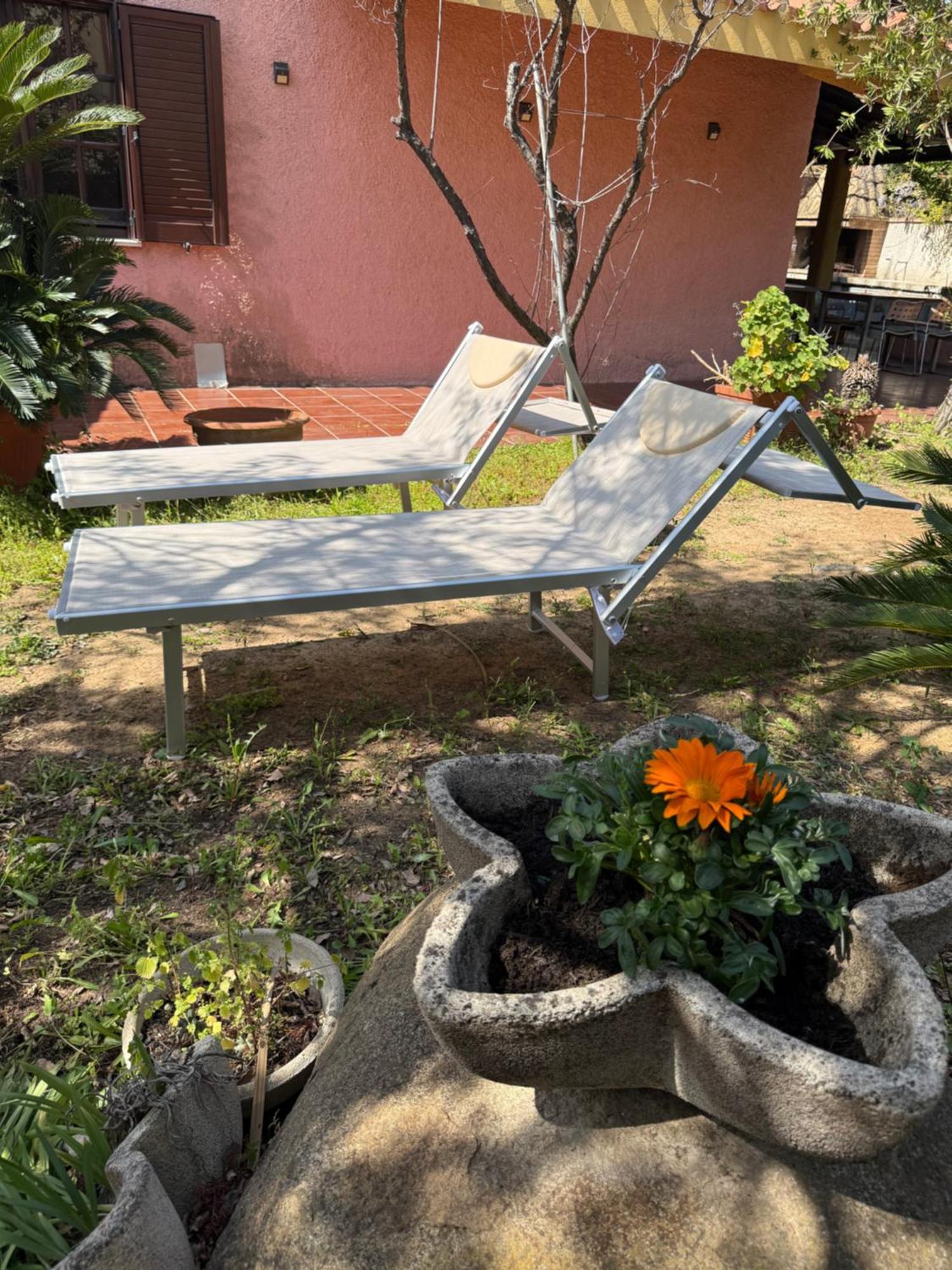 Lovely Home 5 Min Walk To The Beach, 3 Bedrooms Ample Outdoor Relax And Wifi Капітана Екстер'єр фото